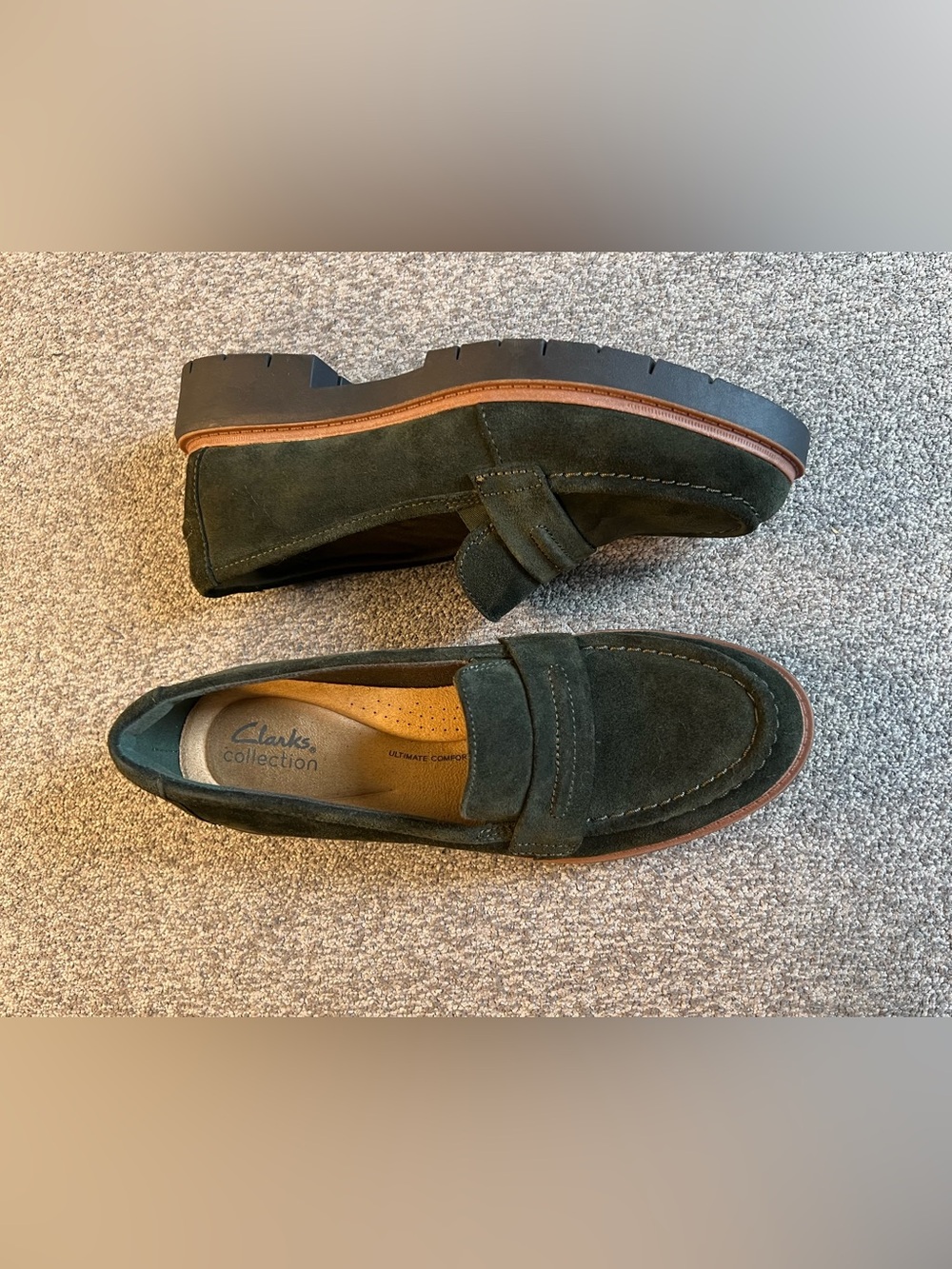 Clarks Women’s Dark Green Suede Penny Loafers with Brown Trim - Picture 3 of 8